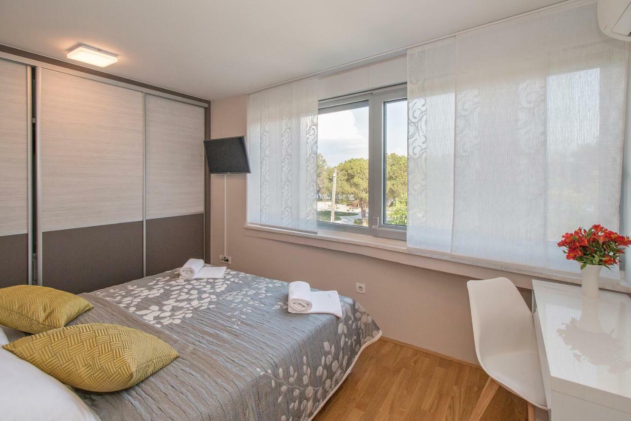 Caisa- Luxury Apartment 20 M From The Sea Zara Esterno foto