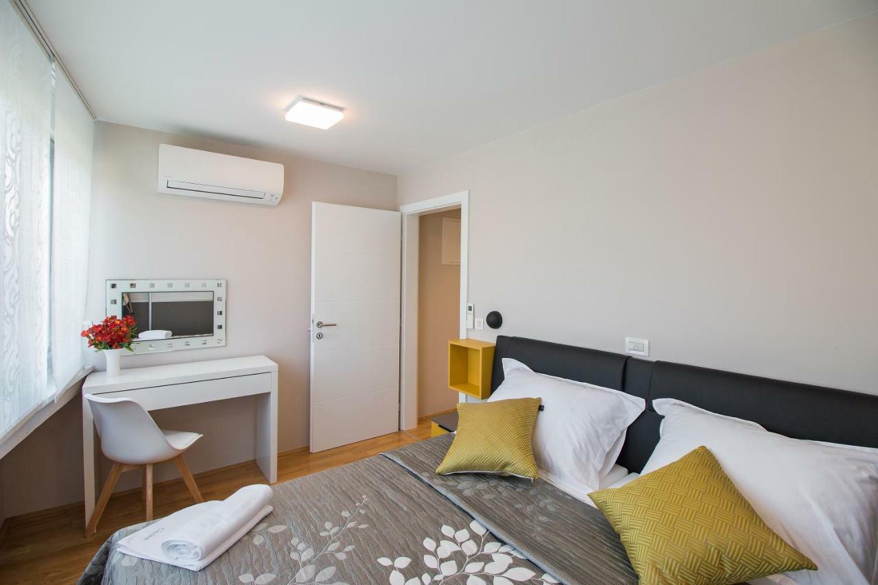 Caisa- Luxury Apartment 20 M From The Sea Zara Esterno foto