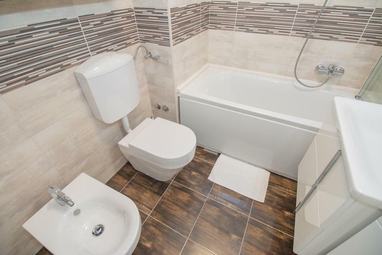 Caisa- Luxury Apartment 20 M From The Sea Zara Esterno foto