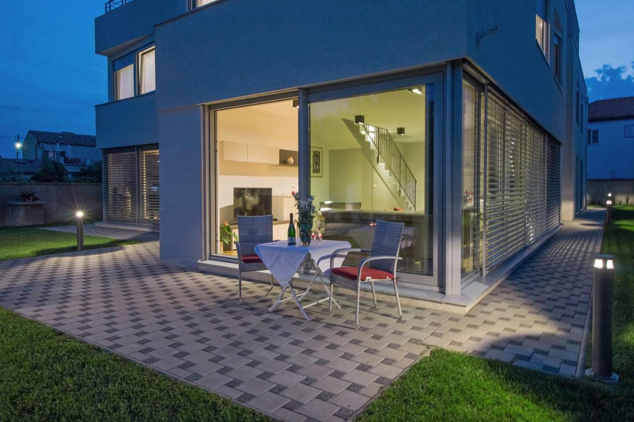Caisa- Luxury Apartment 20 M From The Sea Zara Esterno foto