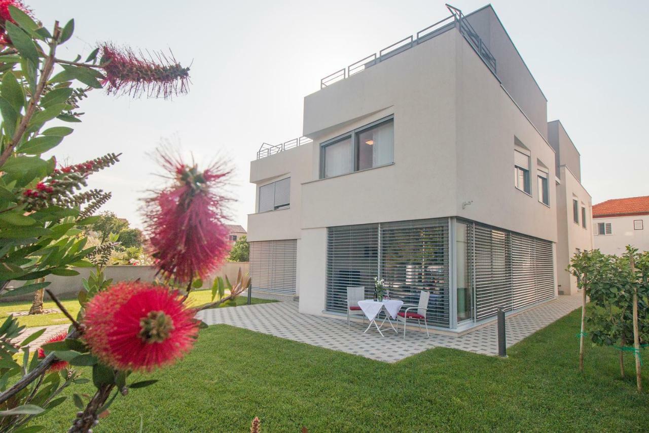Caisa- Luxury Apartment 20 M From The Sea Zara Esterno foto