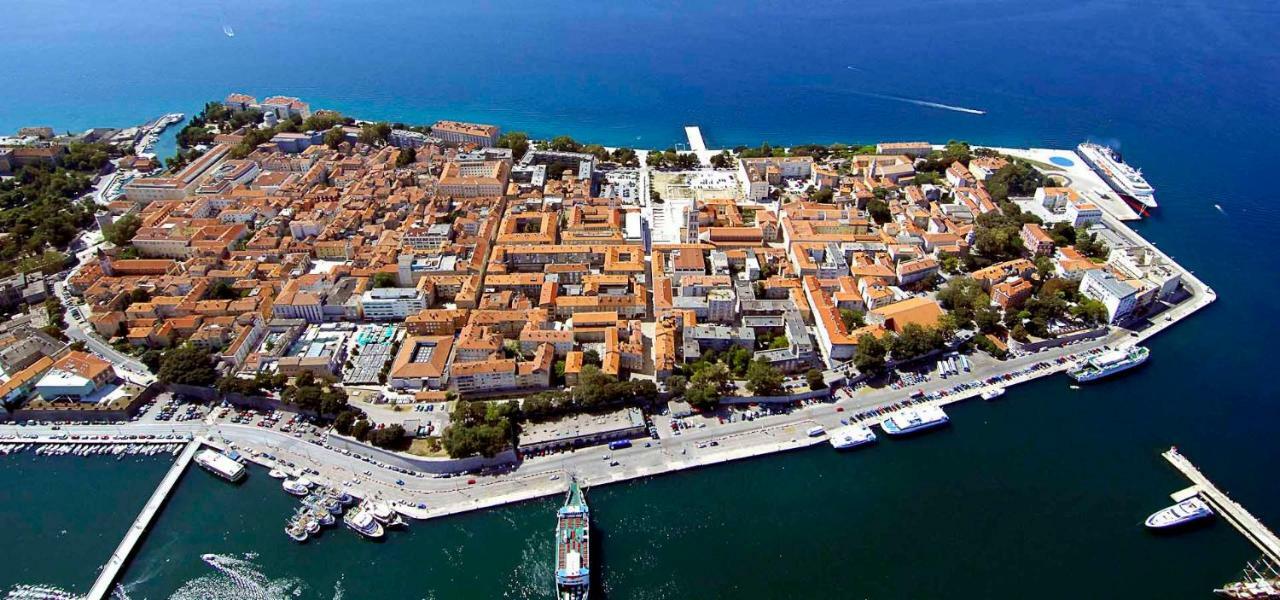 Caisa- Luxury Apartment 20 M From The Sea Zara Esterno foto